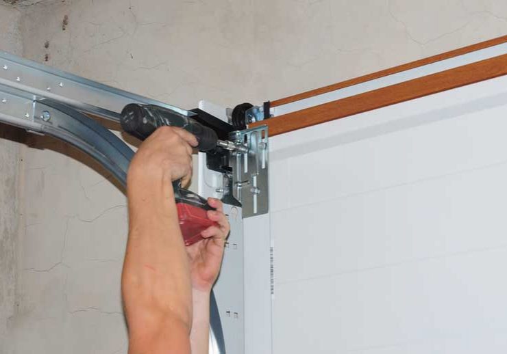 garageDoorRepair Fixing Garage Door